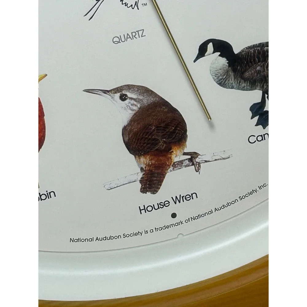 National Audubon Society Singing Bird Wall Clock Wood Frame Quartz SW5 13 Inch